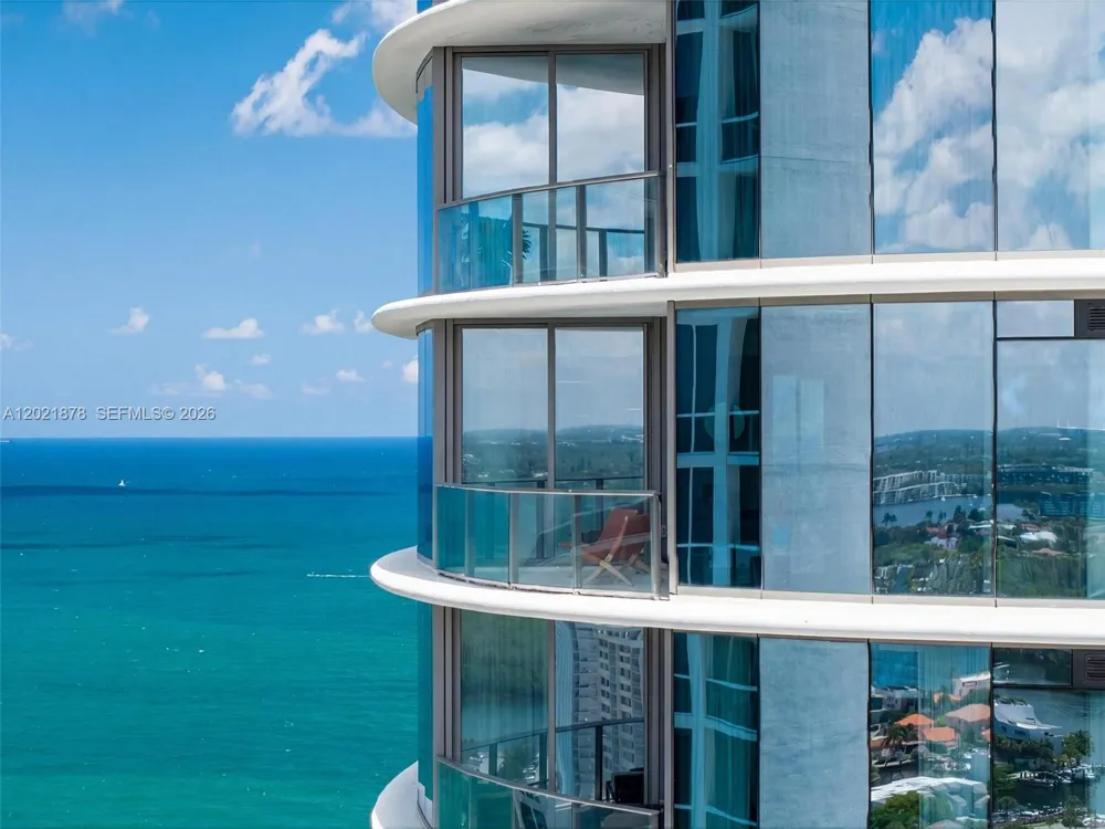15701 Collins ave #3001 Sunny Isles Beach, FL 33160