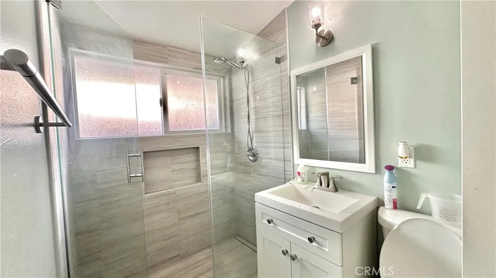 320 E 81st Los Angeles, CA 90003