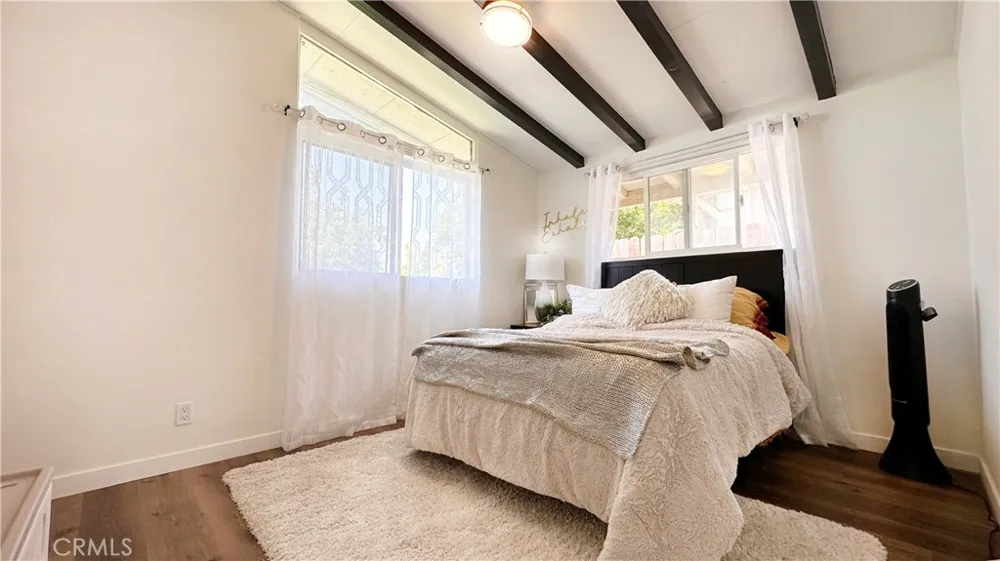 320 E 81st Los Angeles, CA 90003