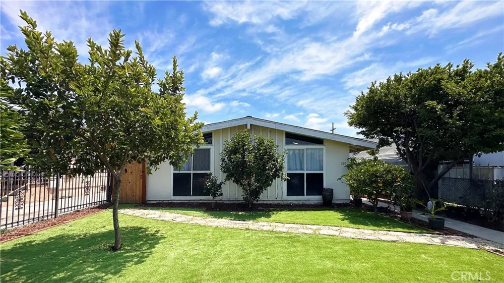 320 E 81st Los Angeles, CA 90003