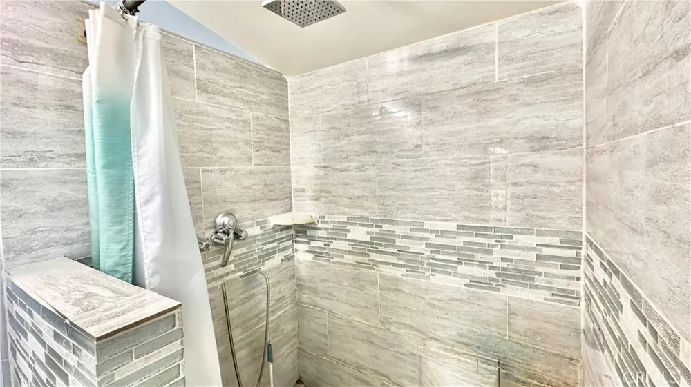 320 E 81st Los Angeles, CA 90003