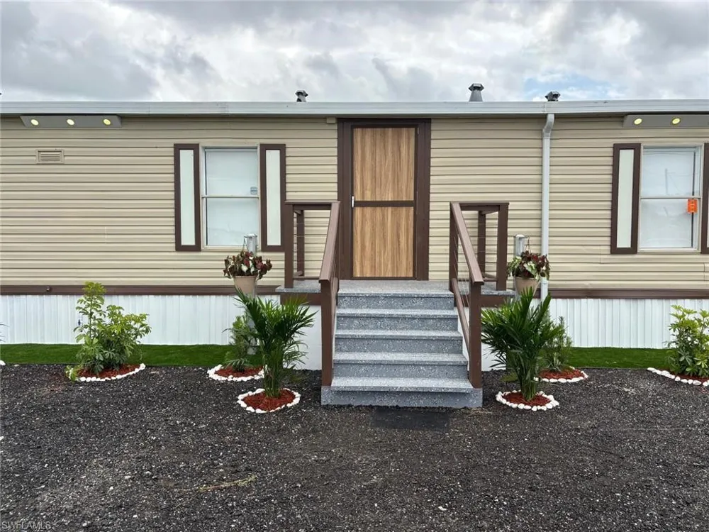 555 Palomino Street Montura Ranches, FL 33440
