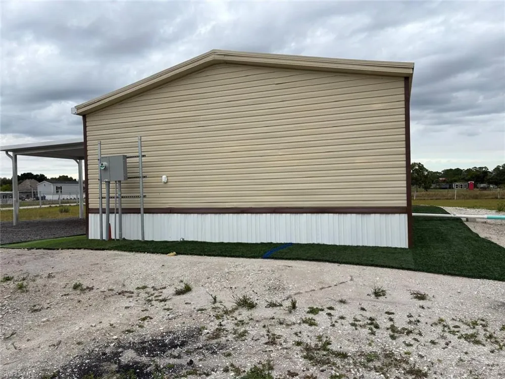 555 Palomino Street Montura Ranches, FL 33440
