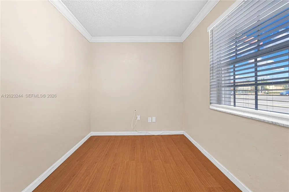 2400 SW 103rd Ct Miami, FL 33165