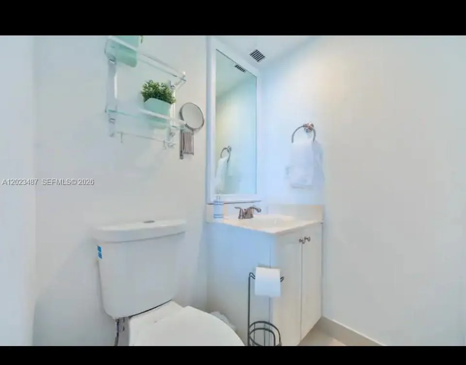 4001 S Ocean Dr #7L Hollywood, FL 33019