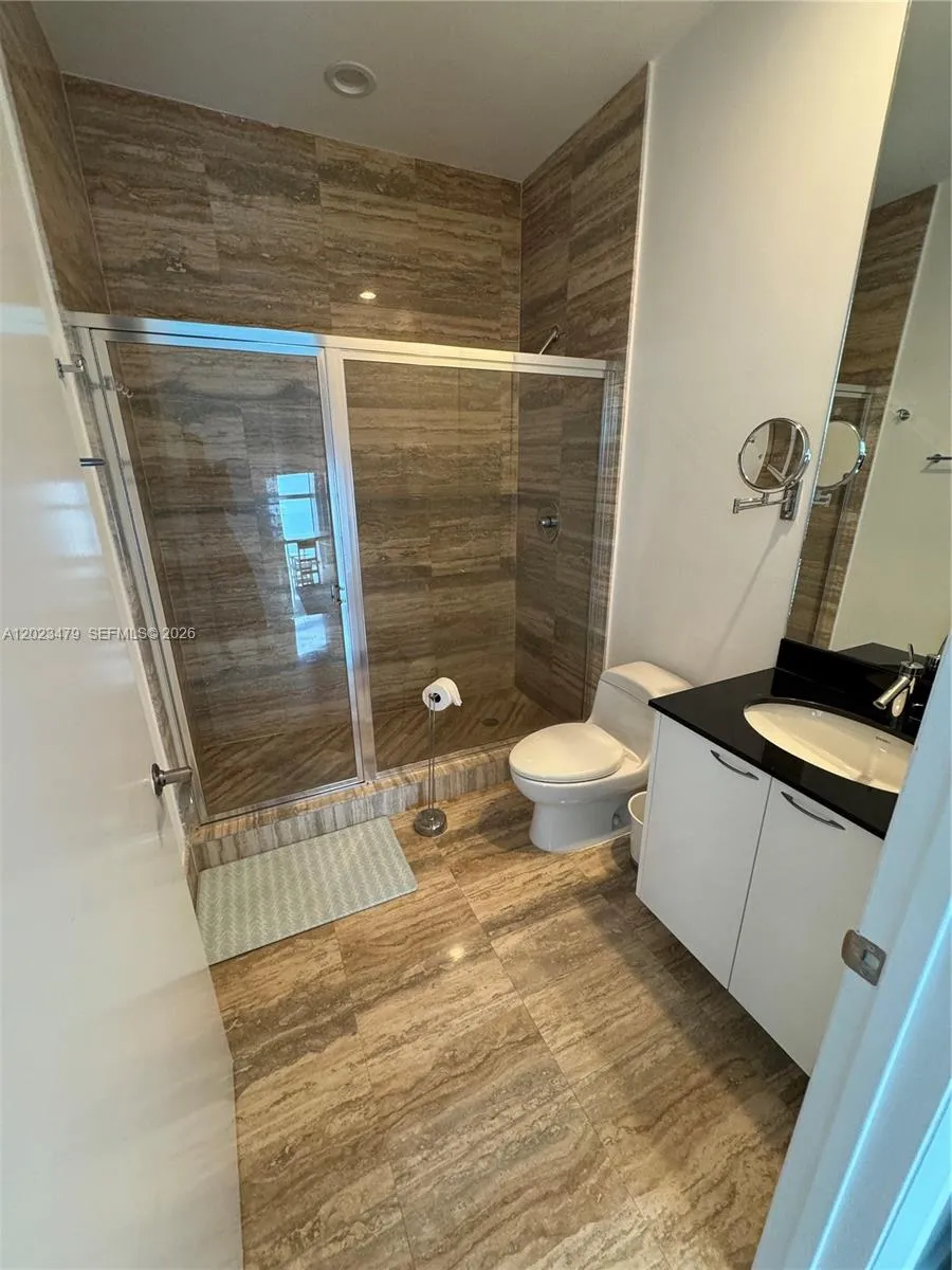 16001 Collins Ave #4006 Sunny Isles Beach, FL 33160