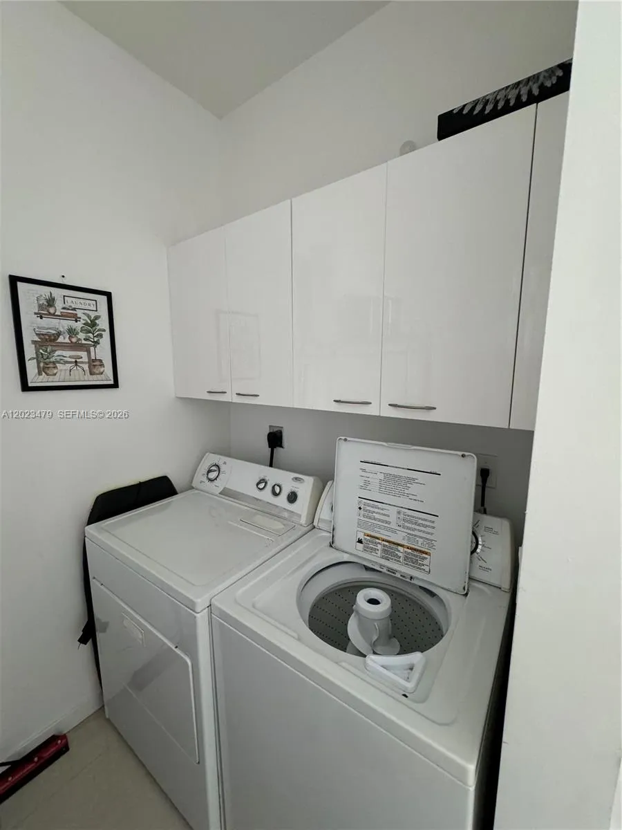 16001 Collins Ave #4006 Sunny Isles Beach, FL 33160