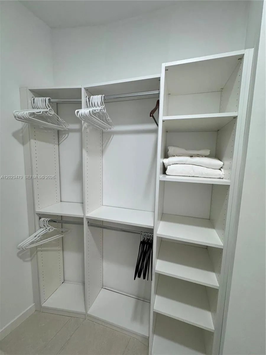 16001 Collins Ave #4006 Sunny Isles Beach, FL 33160