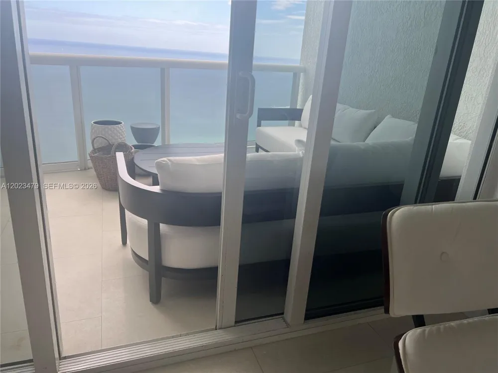 16001 Collins Ave #4006 Sunny Isles Beach, FL 33160