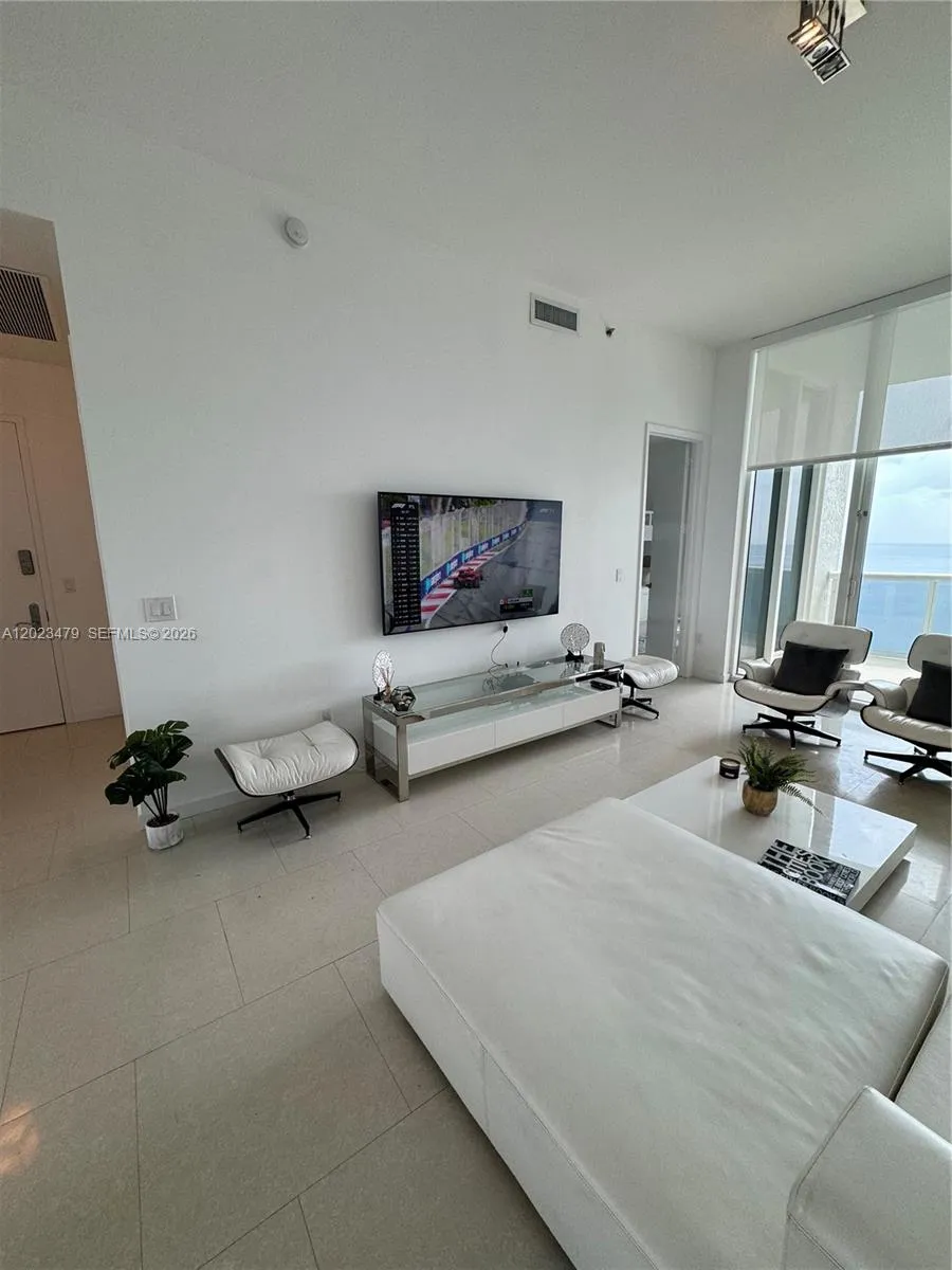 16001 Collins Ave #4006 Sunny Isles Beach, FL 33160
