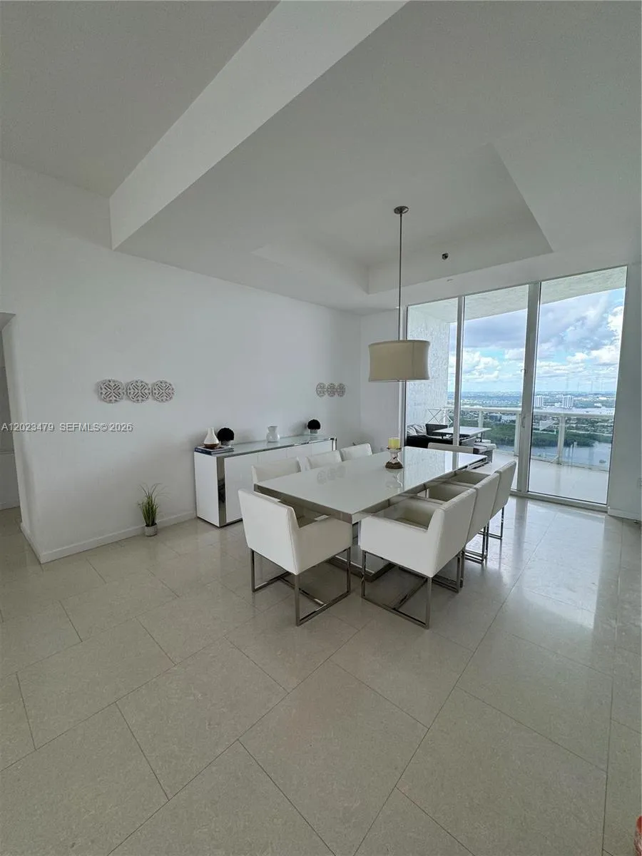 16001 Collins Ave #4006 Sunny Isles Beach, FL 33160