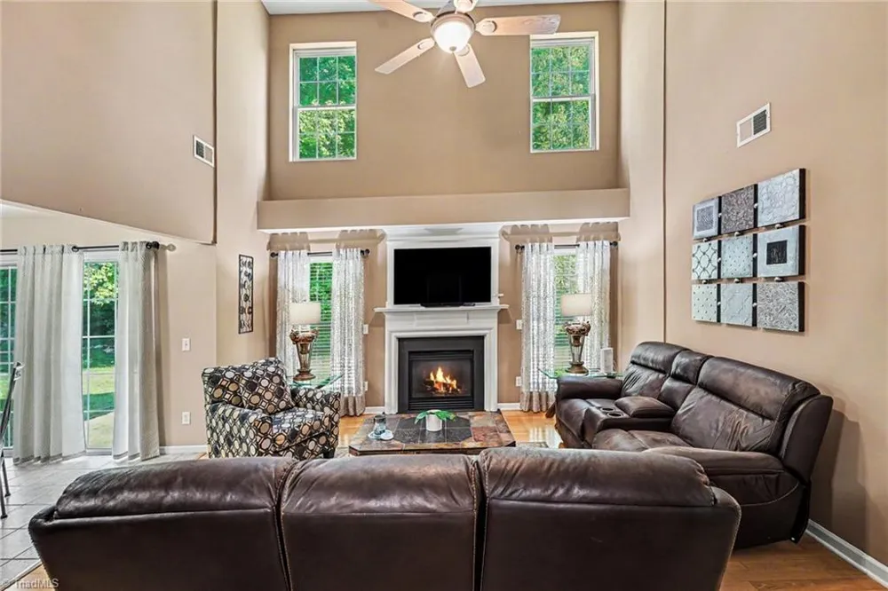 3368 CherryBrook Drive Jamestown, NC 27282