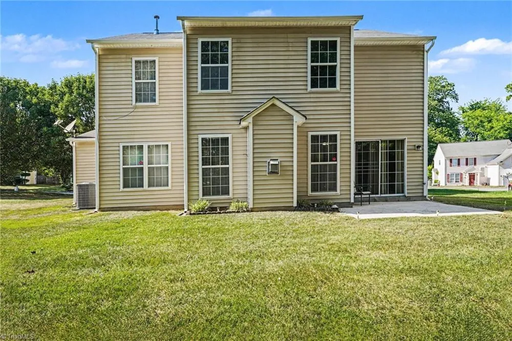 3368 CherryBrook Drive Jamestown, NC 27282