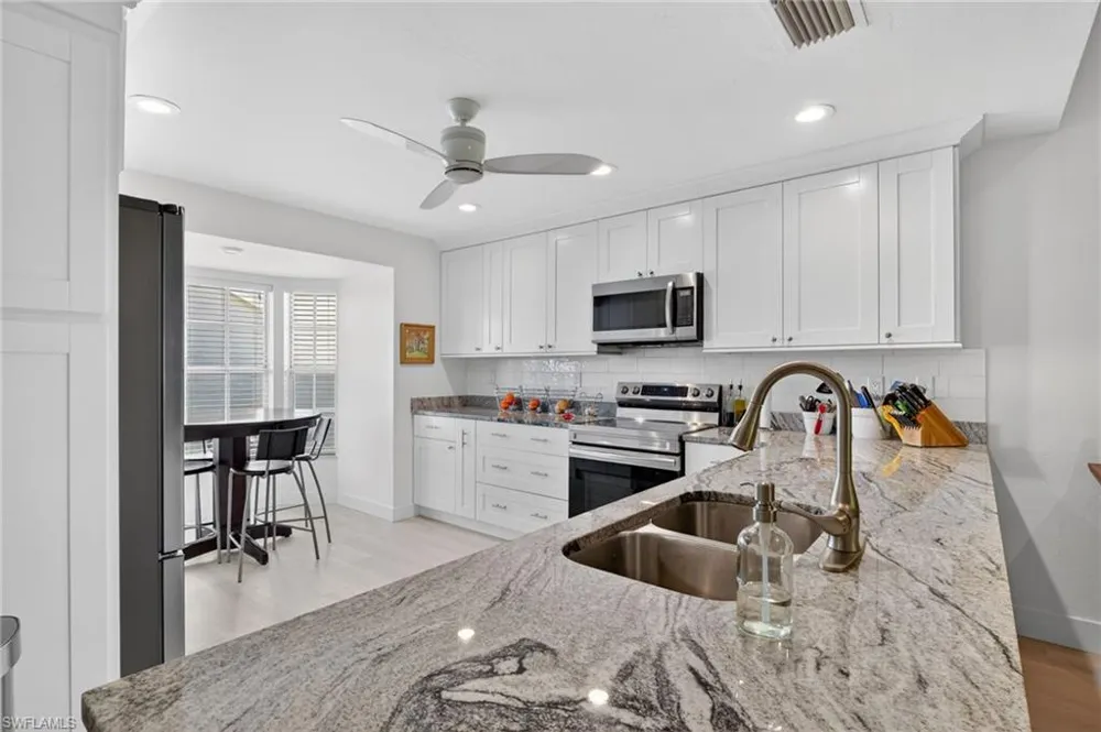 15371 River Vista Drive #803 North Fort Myers, FL 33917