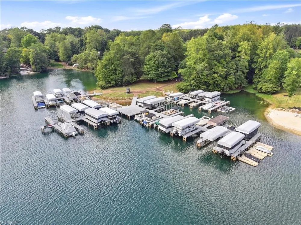 8050 Windswept Drive Belews Creek, NC 27009