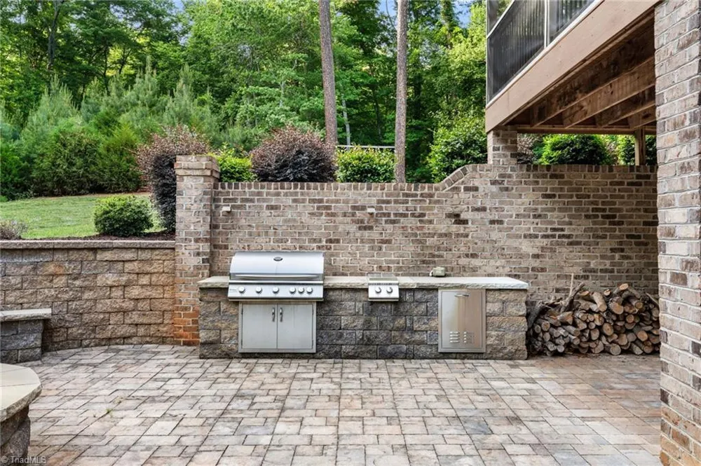 8050 Windswept Drive Belews Creek, NC 27009