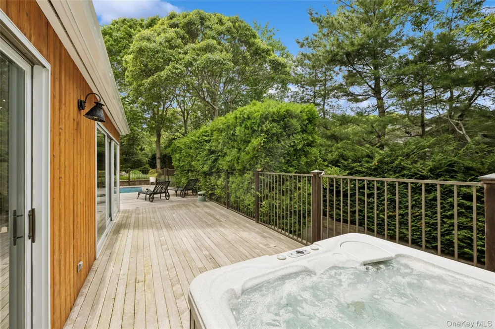 620 Wunneweta Road Cutchogue, NY 11935