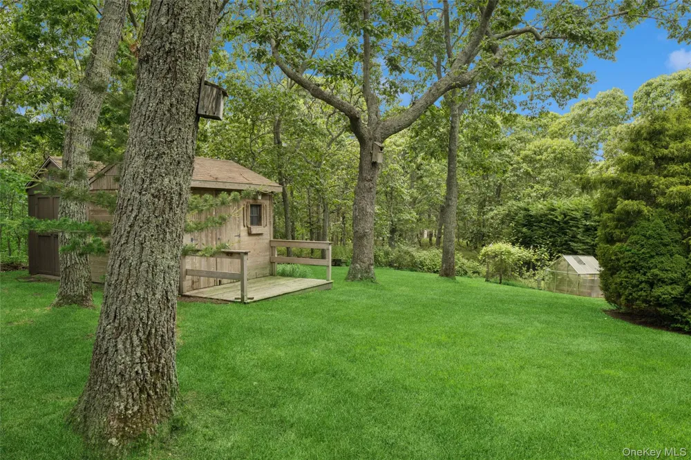 620 Wunneweta Road Cutchogue, NY 11935
