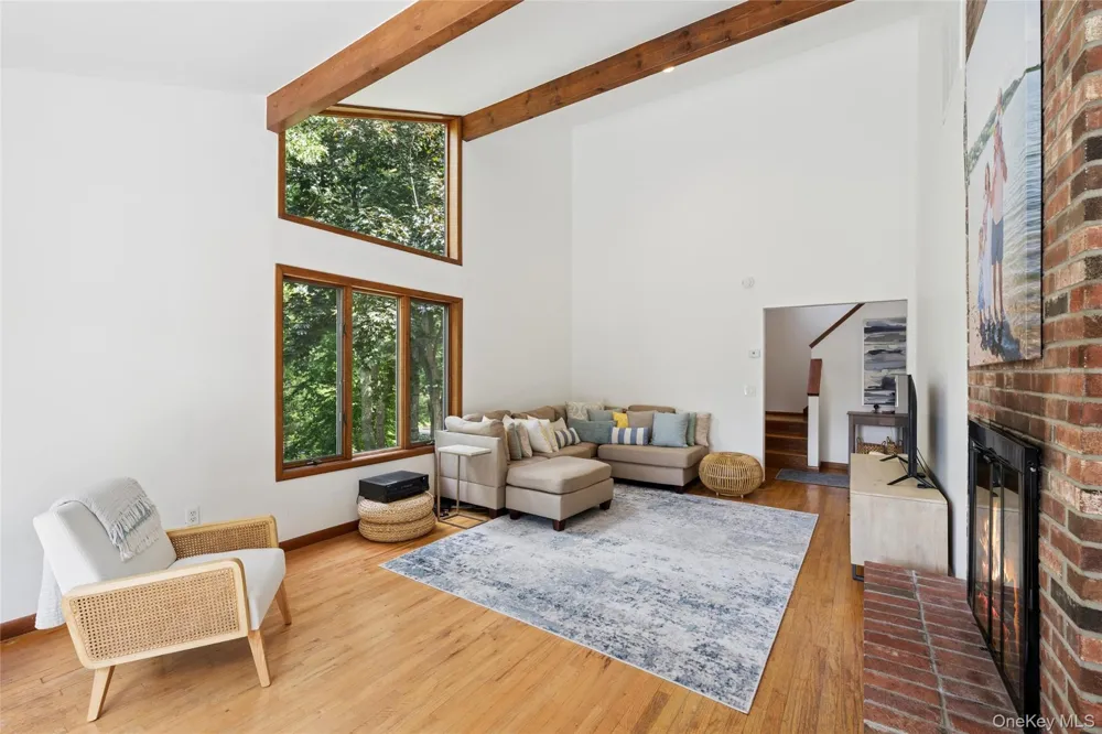 620 Wunneweta Road Cutchogue, NY 11935