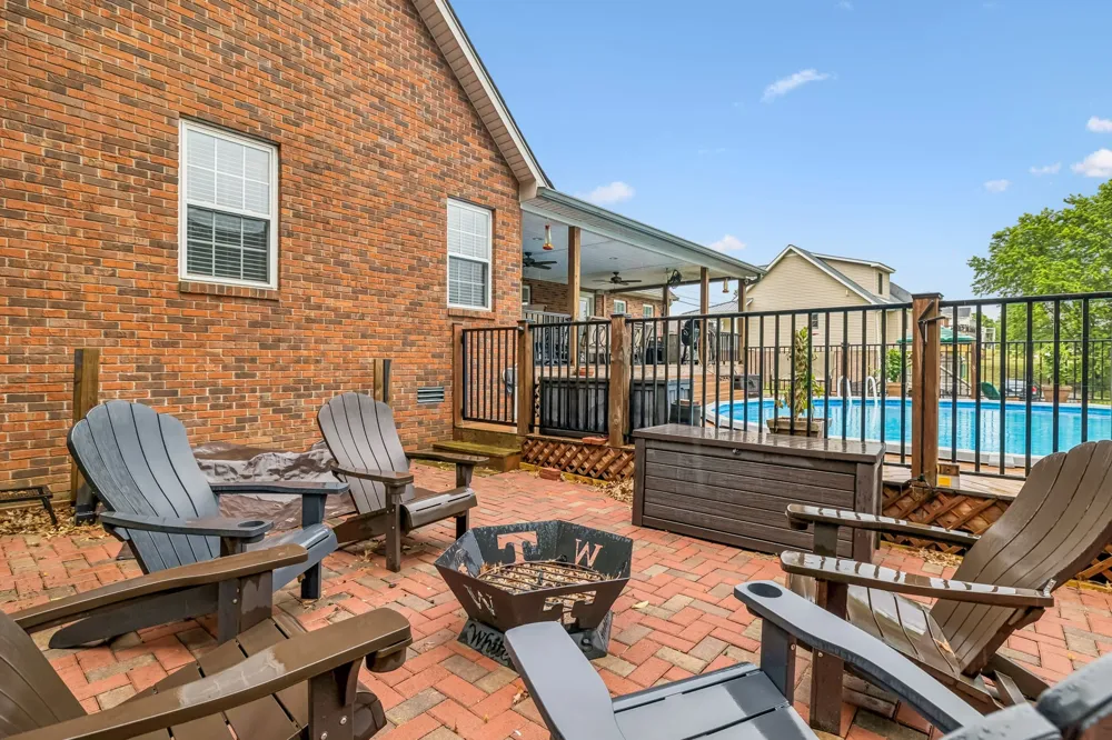6 County House Cir Carthage, TN 37030