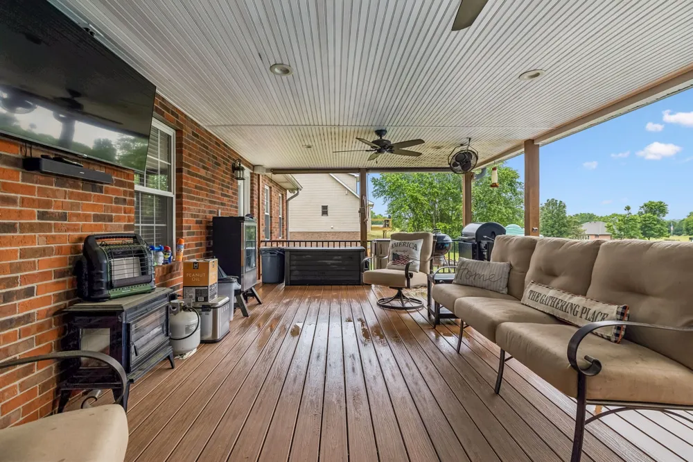 6 County House Cir Carthage, TN 37030