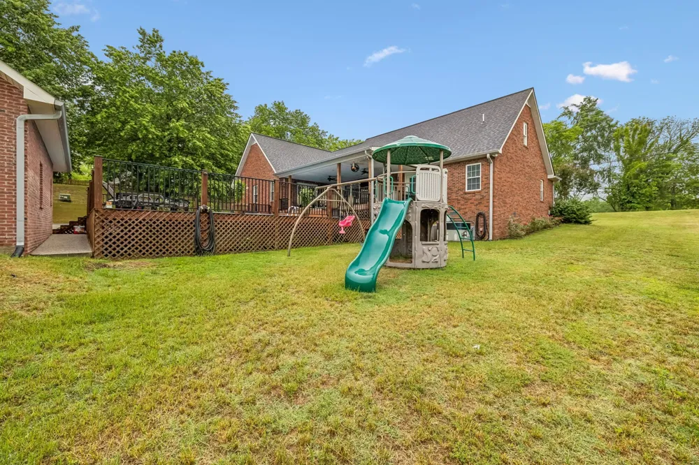 6 County House Cir Carthage, TN 37030