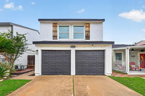 10254 Sunwood Drive