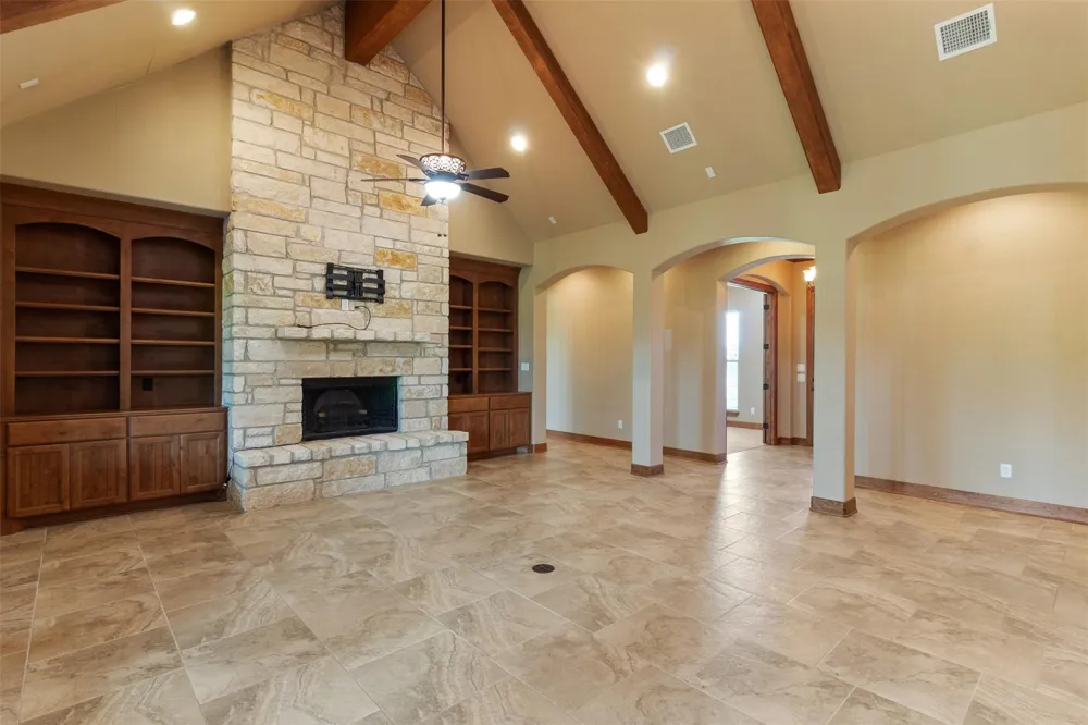 10040 Henley Cove Iola, TX 77861