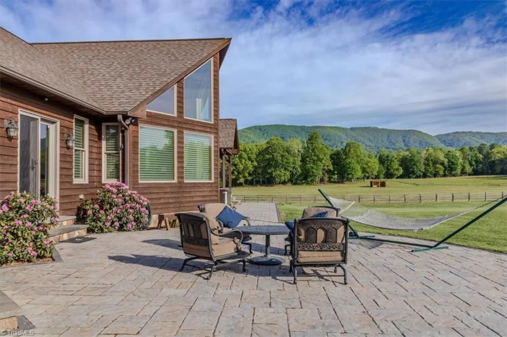 1083 Union Community Road Thurmond, NC 28683
