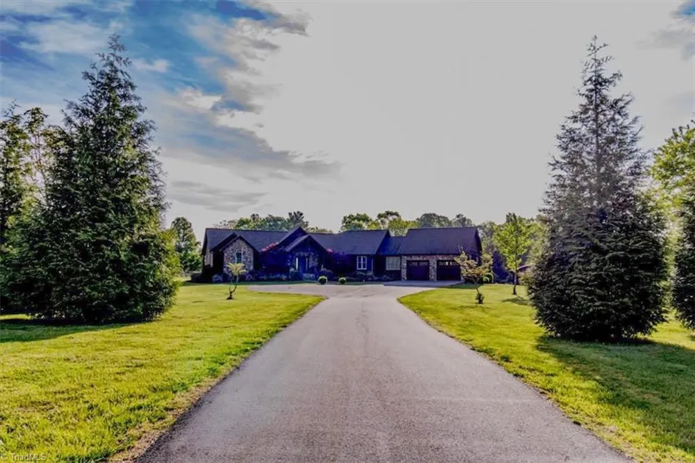 1083 Union Community Road Thurmond, NC 28683