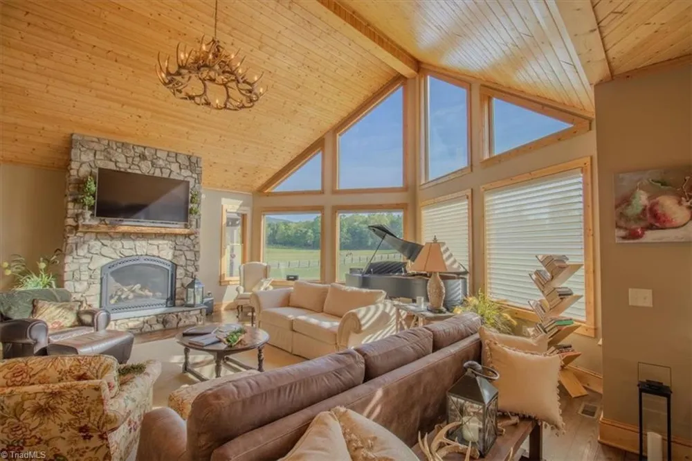 1083 Union Community Road Thurmond, NC 28683