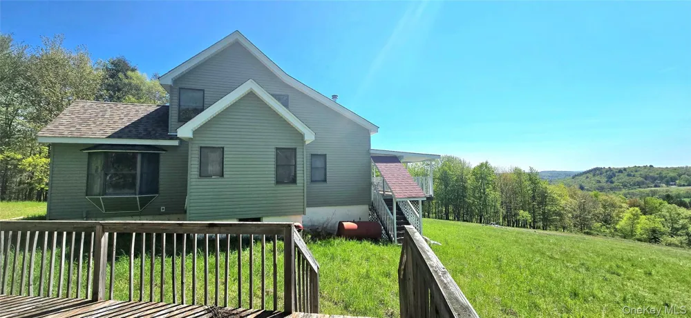 26 Beckys Hill Road Hurleyville, NY 12747