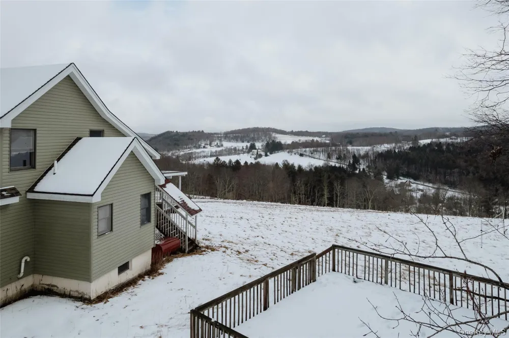 26 Beckys Hill Road Hurleyville, NY 12747