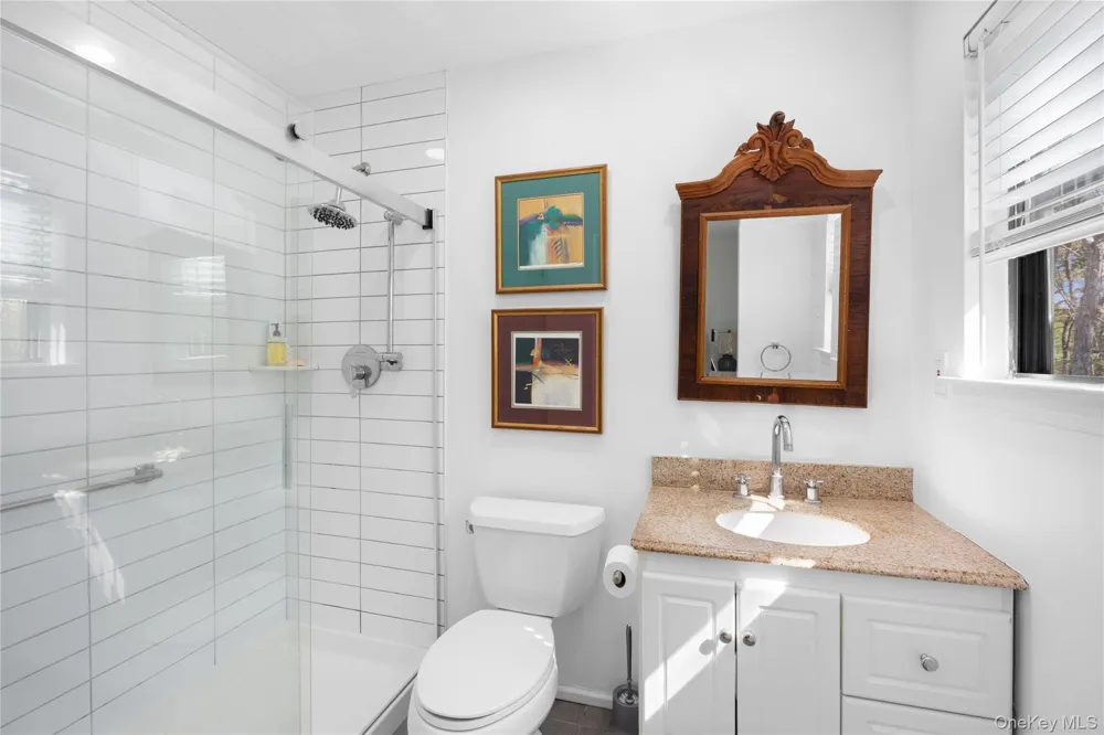 37 Blue Jay Way East Hampton, NY 11937