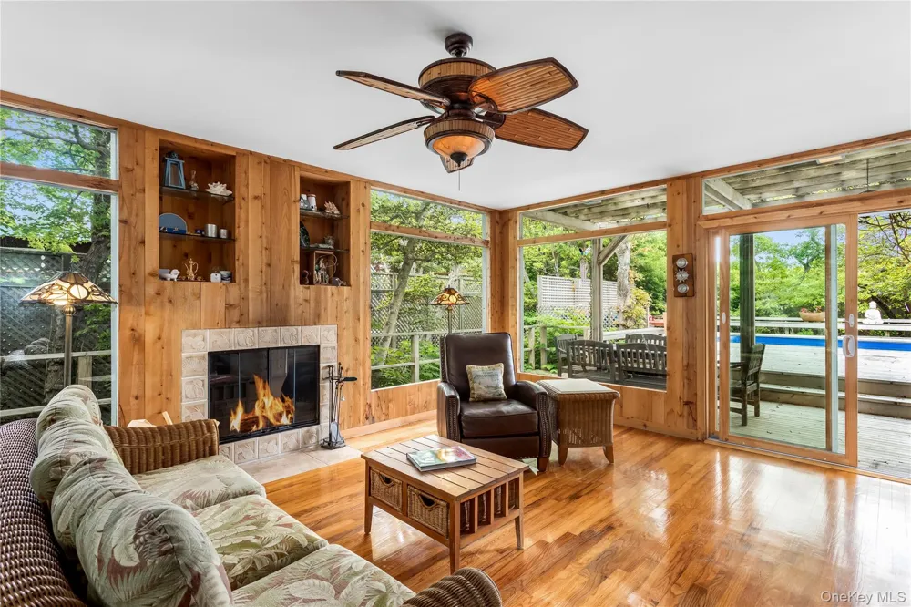 293 Bay Fire Island Pines, NY 11782