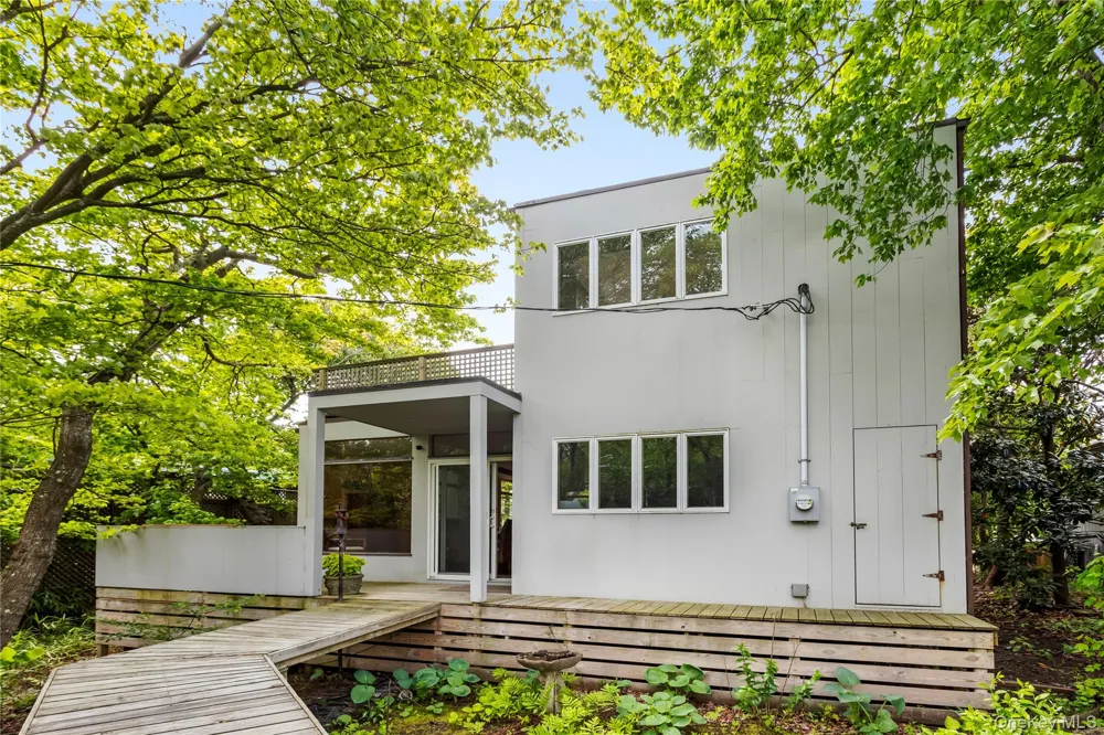 293 Bay Fire Island Pines, NY 11782