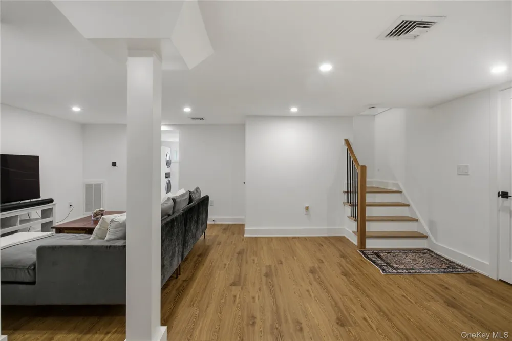 525 3rd Street Mamaroneck, NY 10543