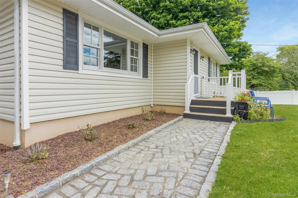 315 Wicks Road New Suffolk, NY 11956