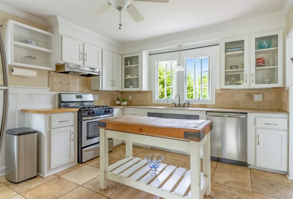 315 Wicks Road New Suffolk, NY 11956