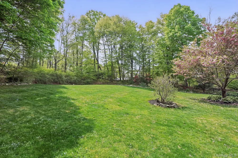 304 Church Road Putnam Valley, NY 10579