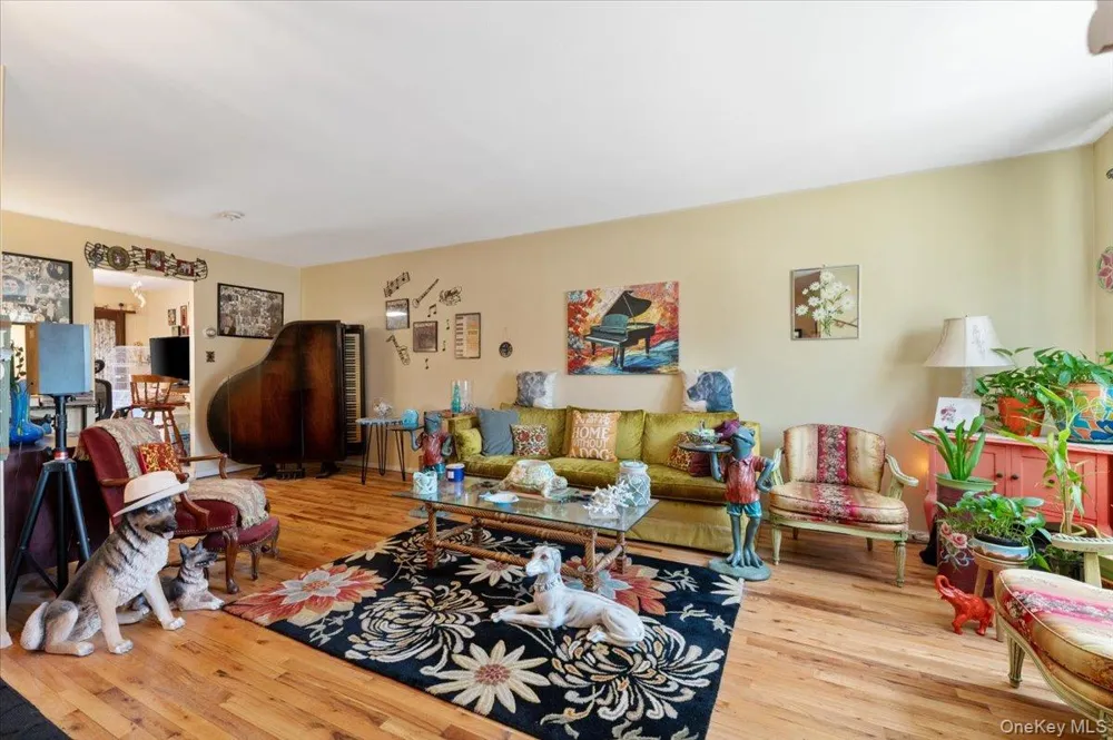 23955 65th Avenue Little Neck, NY 11362