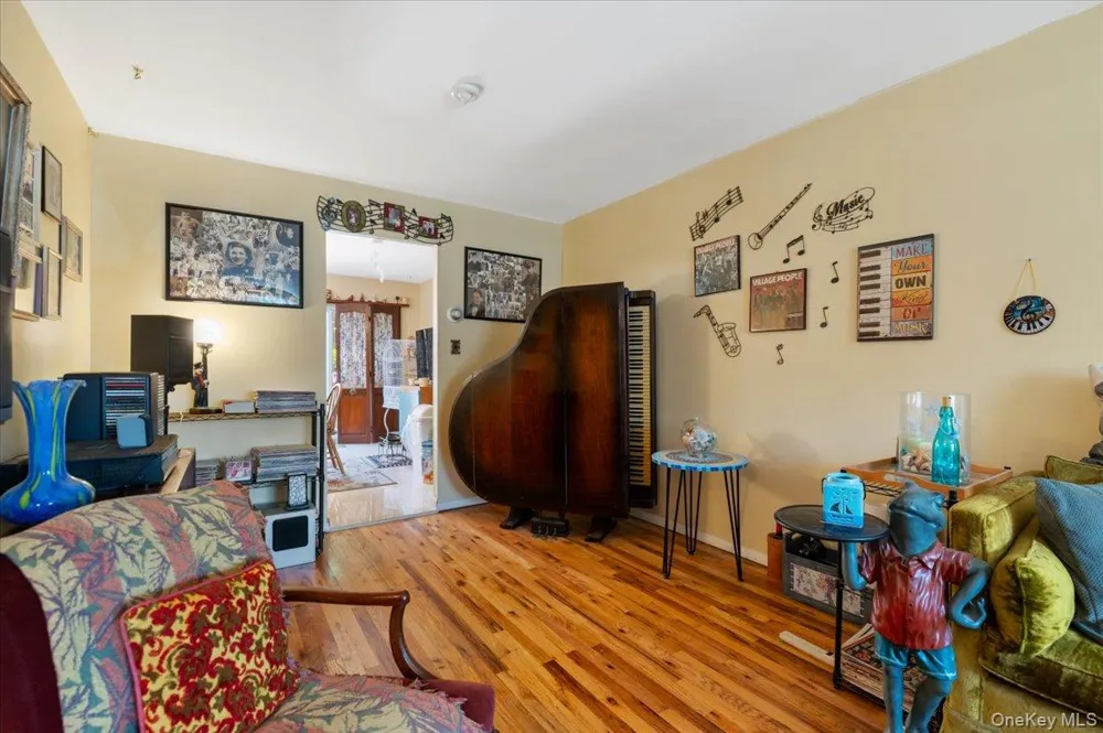 23955 65th Avenue Little Neck, NY 11362