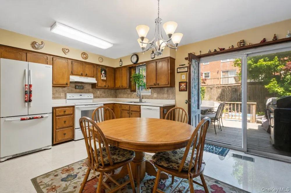 23955 65th Avenue Little Neck, NY 11362