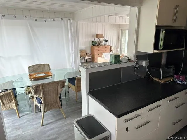71 Bayview Walk Cherry Grove, NY 11782