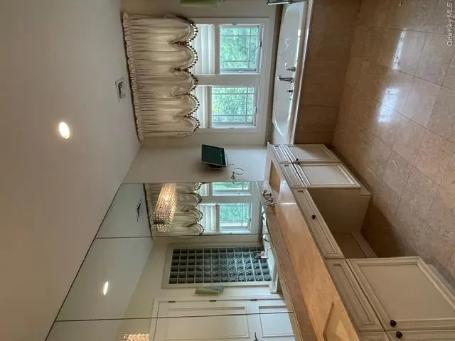 46 Holiday Pond Road Jericho, NY 11753