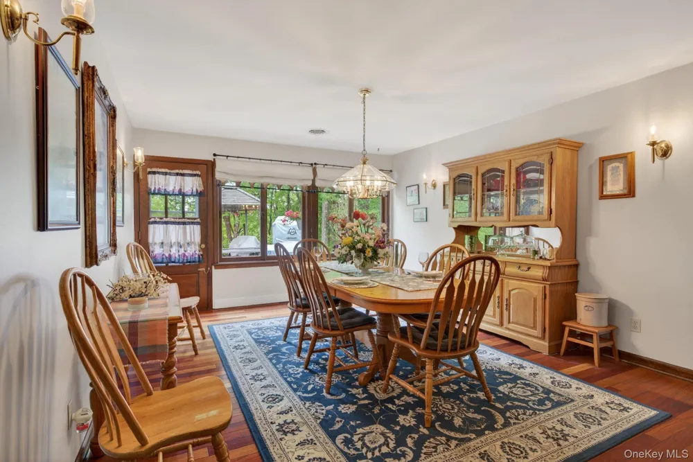 101 Tuytenbridge Road Lake Katrine, NY 12449