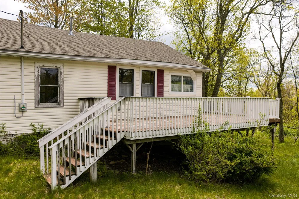 8 Chestnut Street W Wurtsboro, NY 12790
