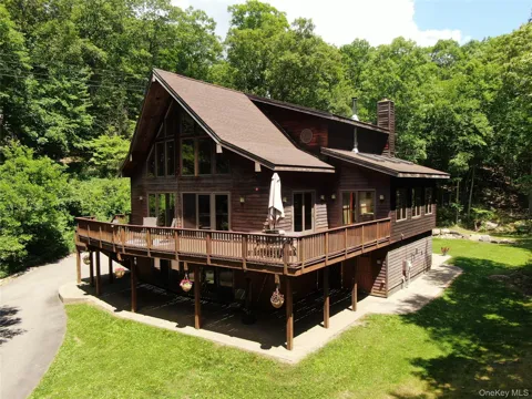 82 Indian Lake Road