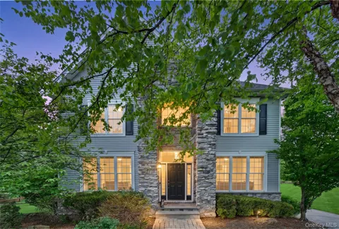 3 Braemar Way