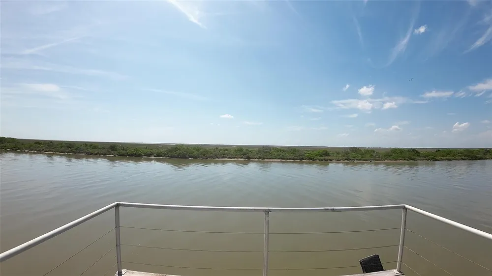 3804 Fm-2031 Matagorda, TX 77457